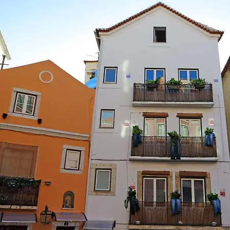 Duplex Apartment In The Center Of Alfama Appartement *